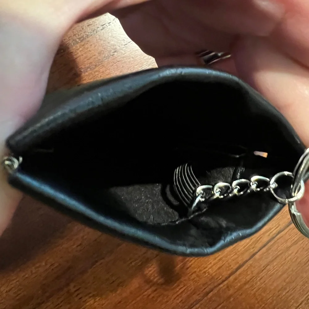 PU Leather Coin/Key Pouch with Squeeze Spring Opening - NWT